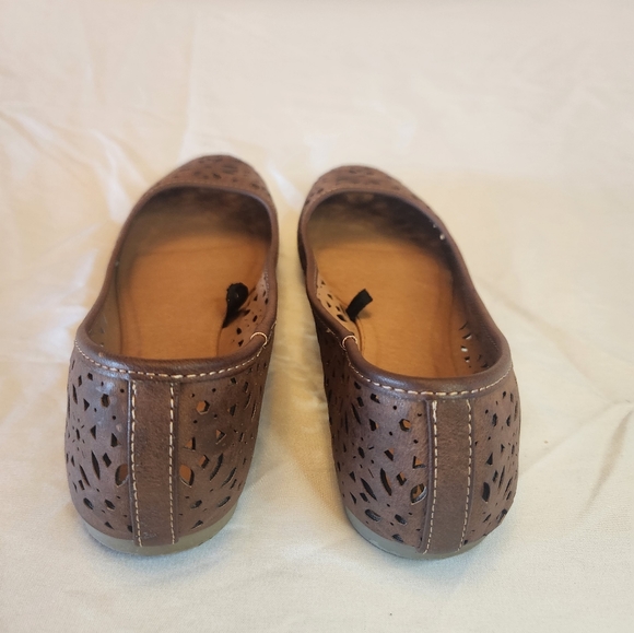 Self Esteem shoes. Brown Flats. Women's size 8 - Picture 6 of 6